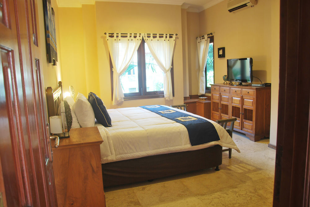 Kuta Holiday Villas Εξωτερικό φωτογραφία