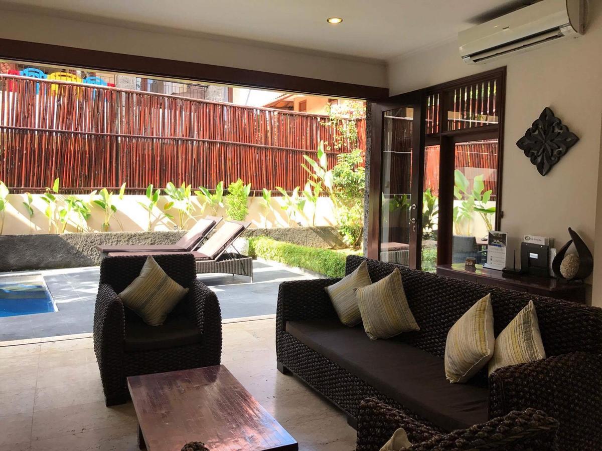 Kuta Holiday Villas Εξωτερικό φωτογραφία