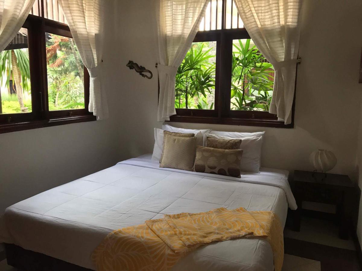 Kuta Holiday Villas Εξωτερικό φωτογραφία