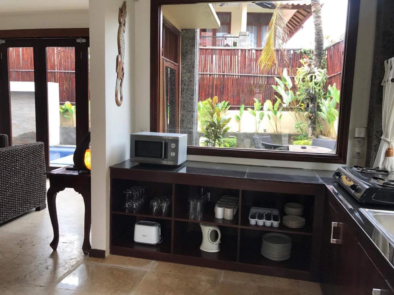 Kuta Holiday Villas Εξωτερικό φωτογραφία