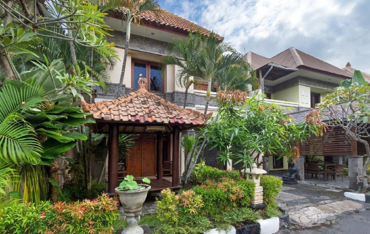 Kuta Holiday Villas Εξωτερικό φωτογραφία