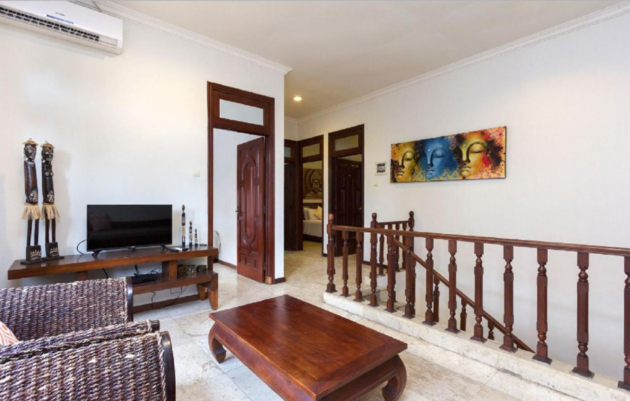 Kuta Holiday Villas Εξωτερικό φωτογραφία