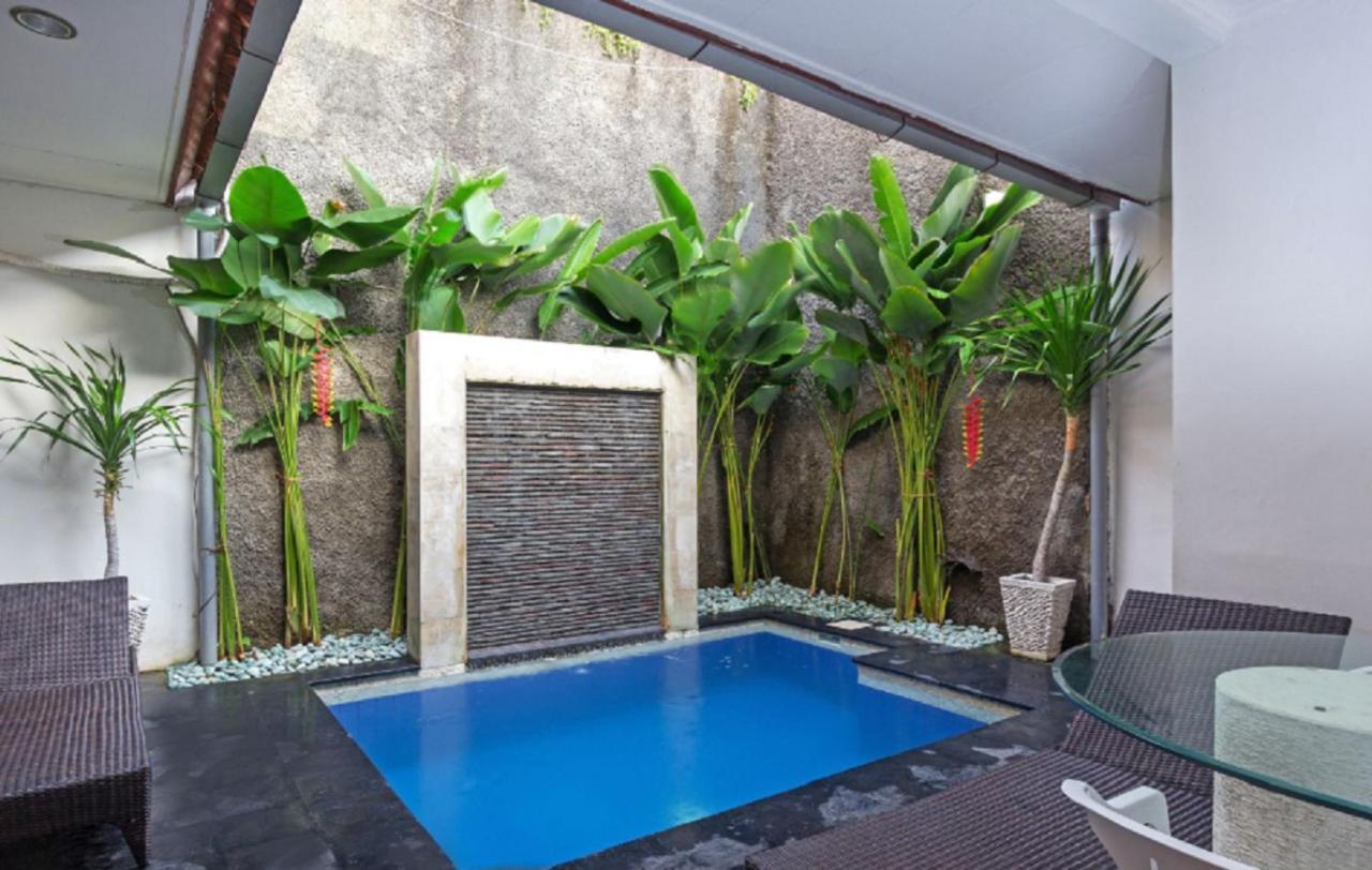 Kuta Holiday Villas Εξωτερικό φωτογραφία